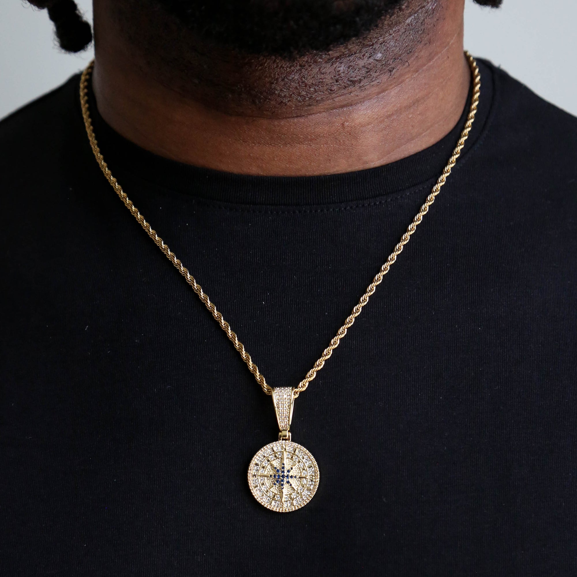 Diamond Compass Pendant in Gold / White Gold