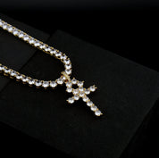 ZERNO Diamond Anhk Cross Pendant in Gold / White Gold