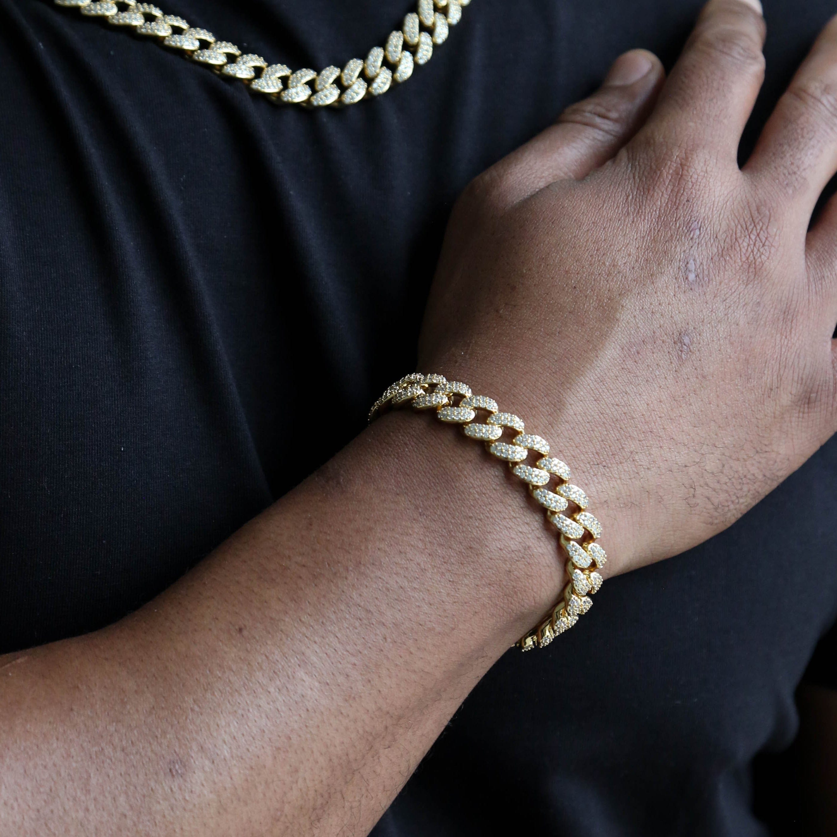 zerno Iced Cuban Link Bracelet in Gold - 12mm