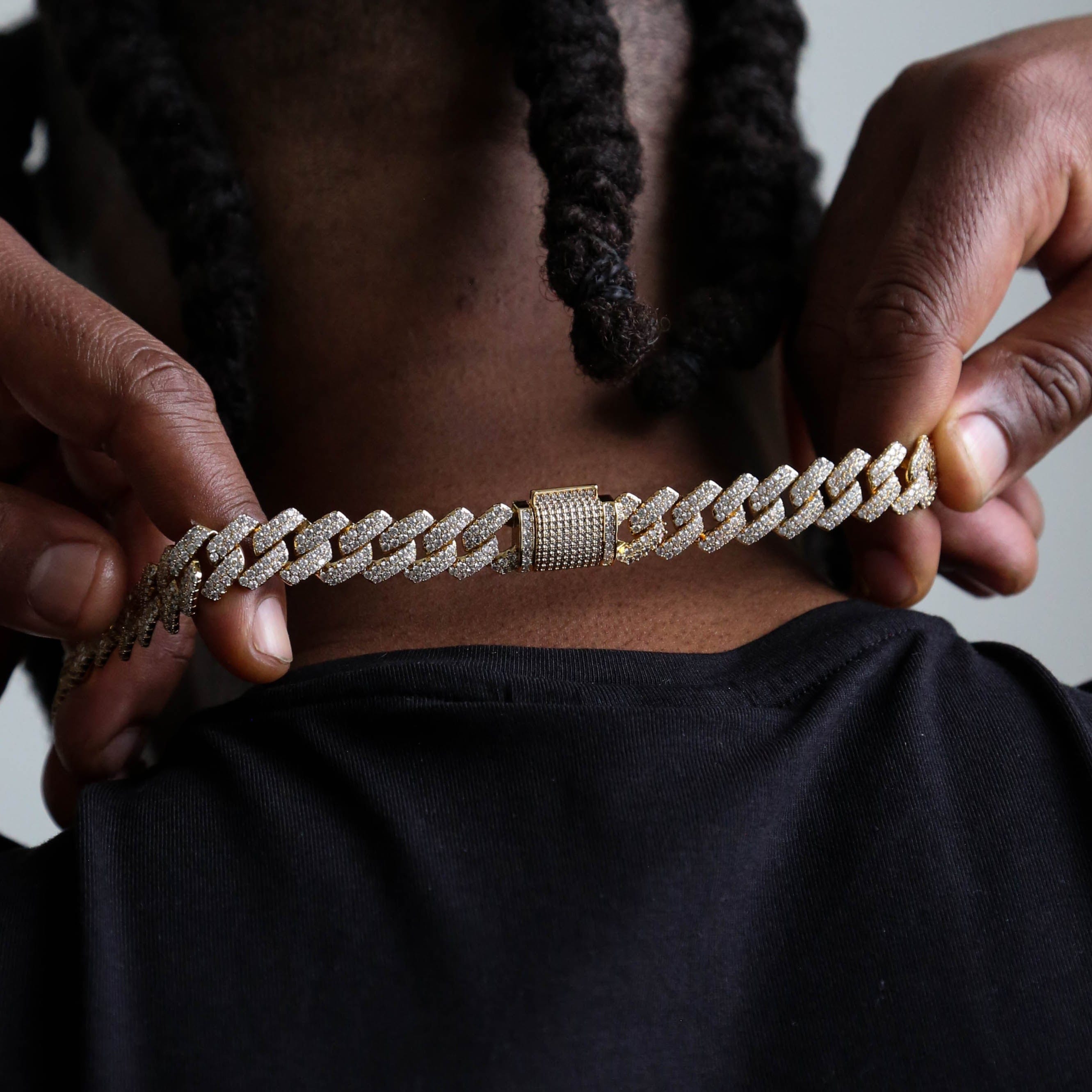 zerno Iced Prong Cuban Link Chain in Gold - 12mm