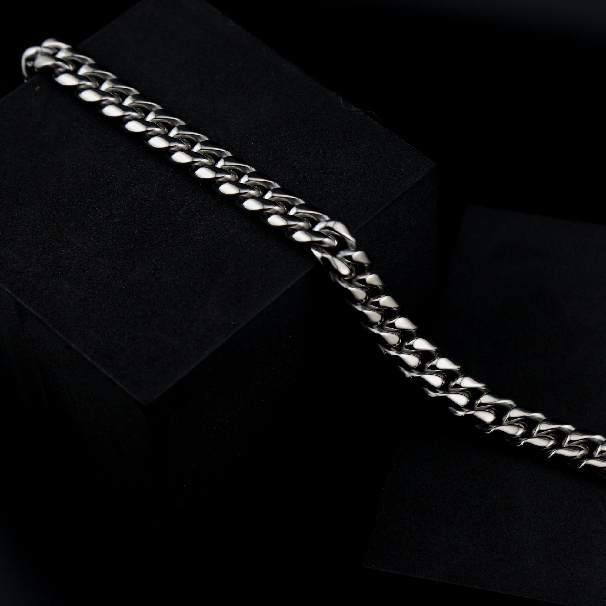 zerno Cuban Link Chain in White Gold - 10mm