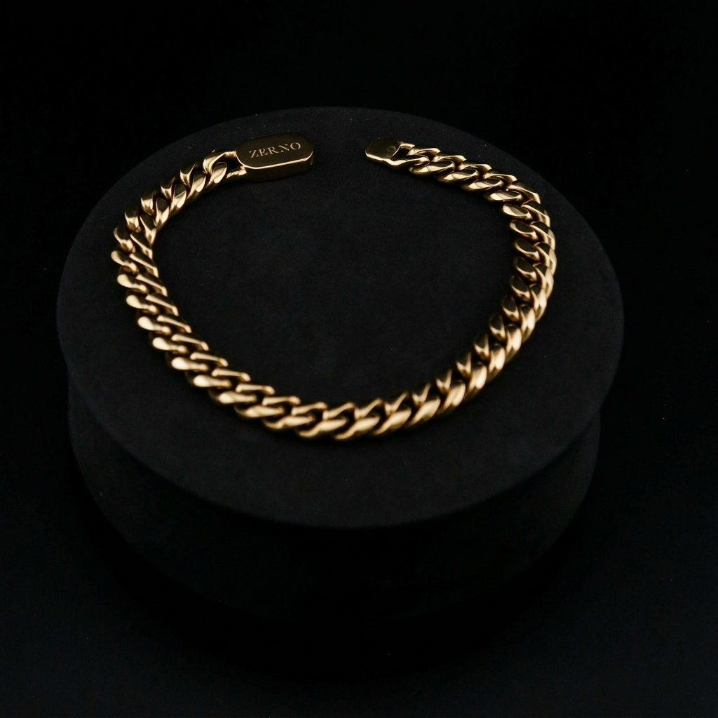 Cuban Link Bracelet in Gold - 8mm