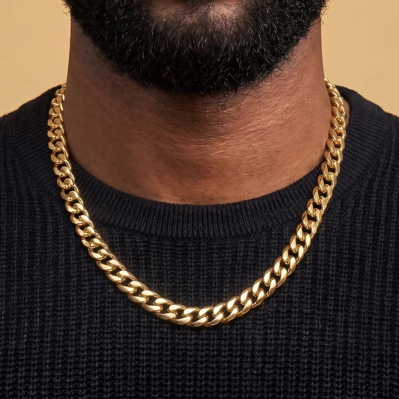 Cuban Link Chain in Gold - 8mm