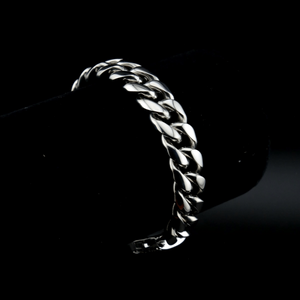 Cuban Link Bracelet in White Gold - 12mm