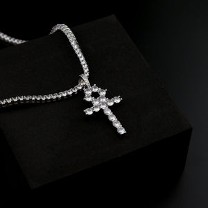 Diamond Anhk Cross Pendant in Gold / White Gold