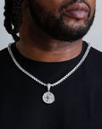 zerno Diamond Compass Pendant in Gold / White Gold