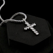 zerno Diamond Cross Pendant in Gold / White Gold