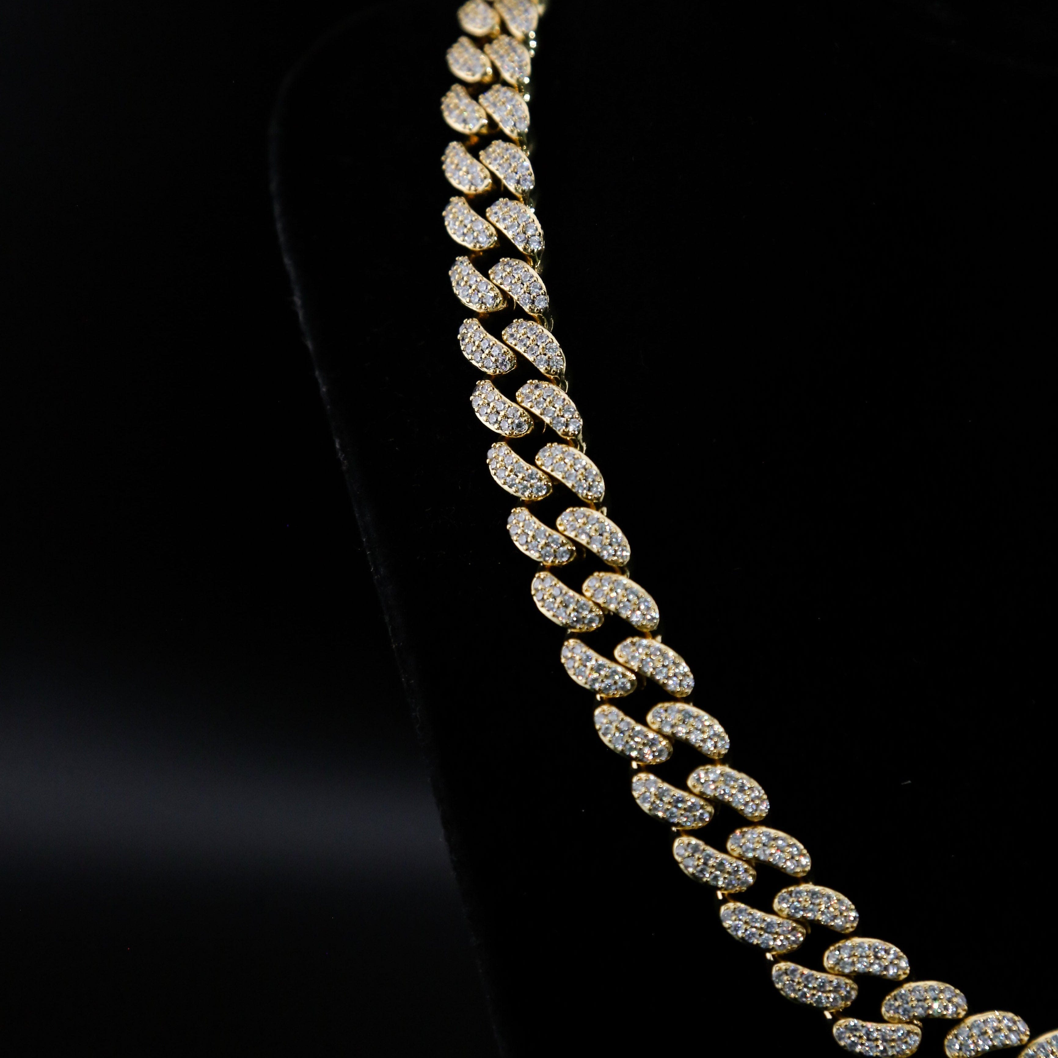 zerno Iced Cuban Link Chain in Gold - 12mm