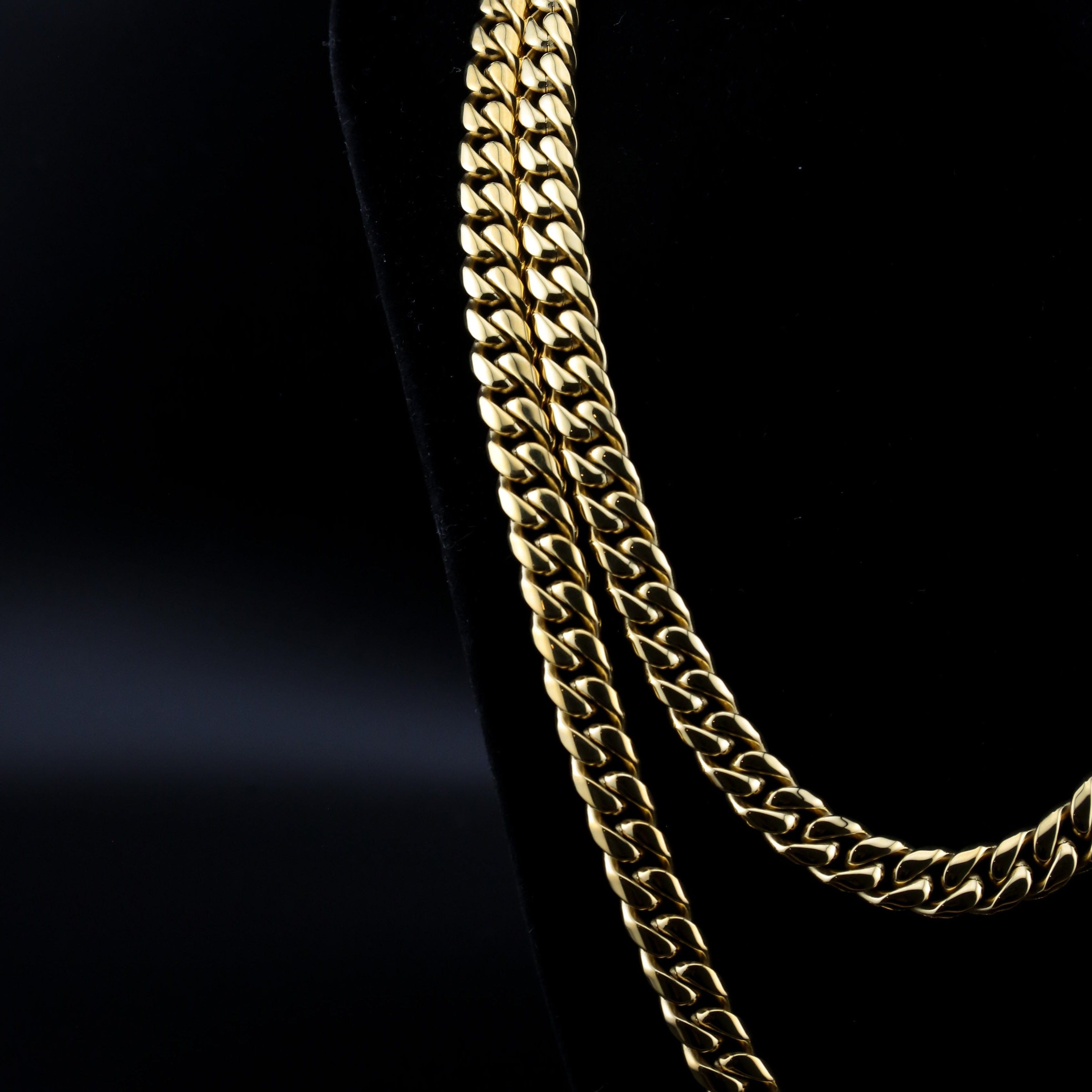 zerno Cuban Link Chain in Gold - 10mm