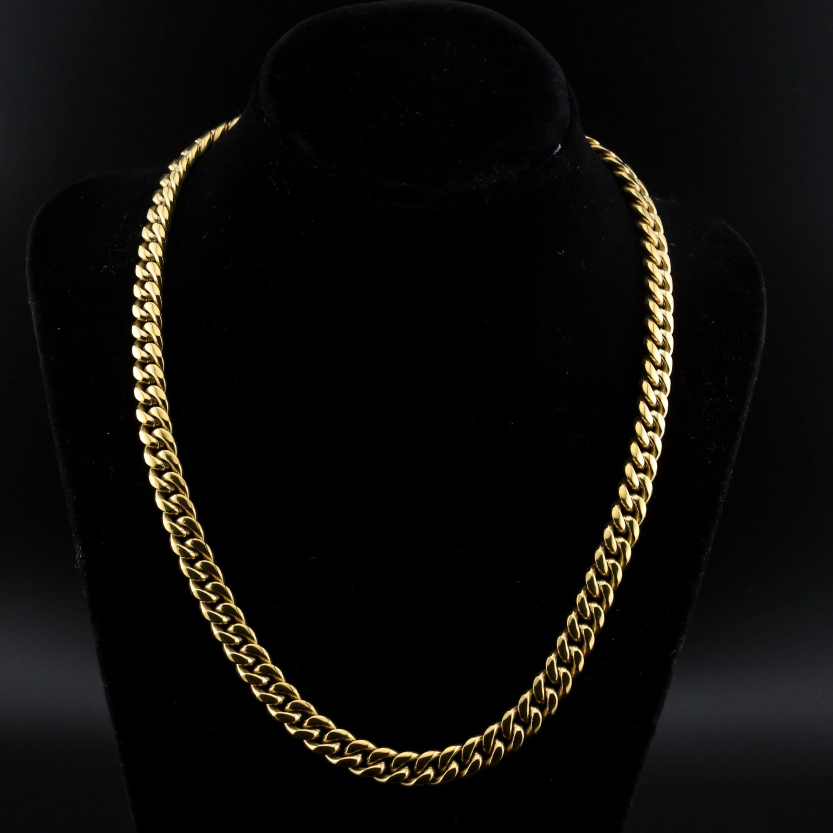 zerno Cuban Link Chain in Gold - 8mm