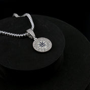 zerno White Gold / Pendant Only Diamond Compass Pendant in Gold / White Gold